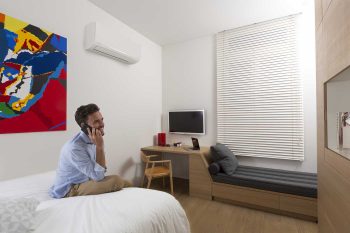 Инверторен климатик Daikin FTXF25E/A/RXF25E SENSIRA